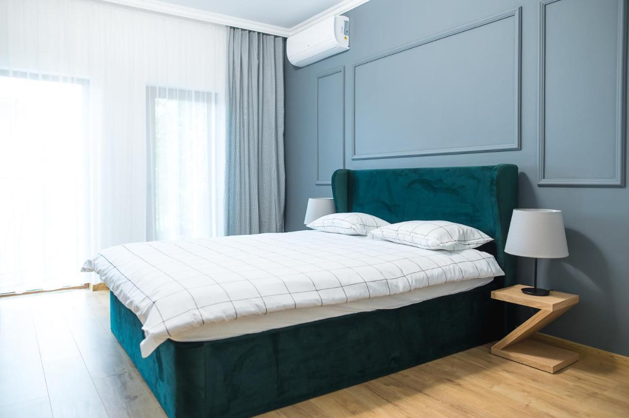 Deluxe Central Rooms 카를로보 외부 사진