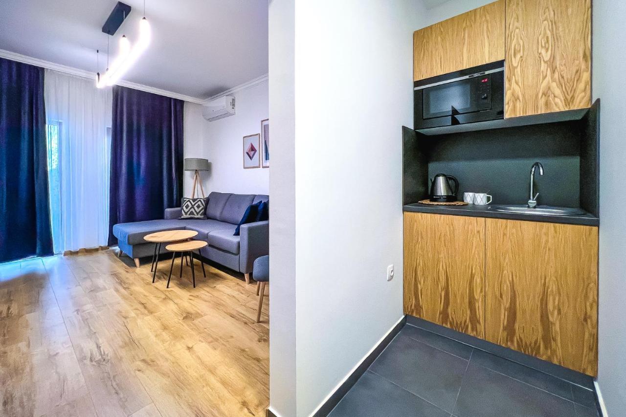 Deluxe Central Rooms 카를로보 외부 사진